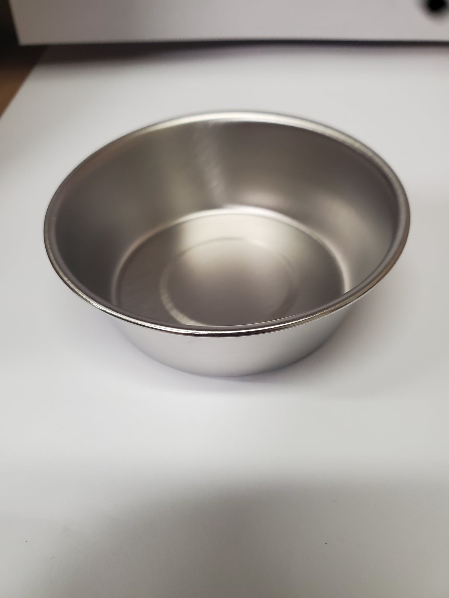 4 OZ STAINLESS STEEL FEEDING/WATER DISH
