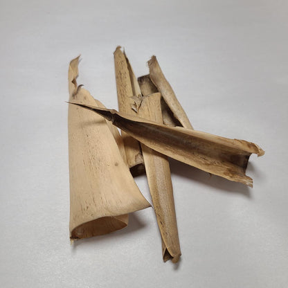 DRIED SMALL BAMBOO COVER PODS 5 PCS